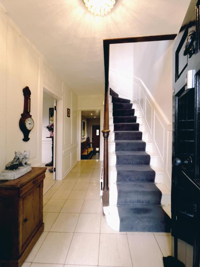 Manor House Of Cheshunt- Historic Villa エクステリア 写真