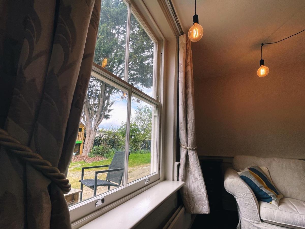 Manor House Of Cheshunt- Historic Villa エクステリア 写真