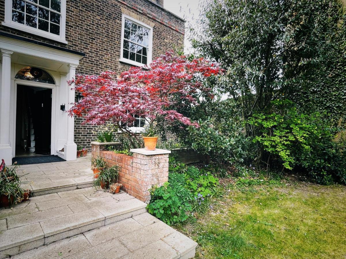 Manor House Of Cheshunt- Historic Villa エクステリア 写真