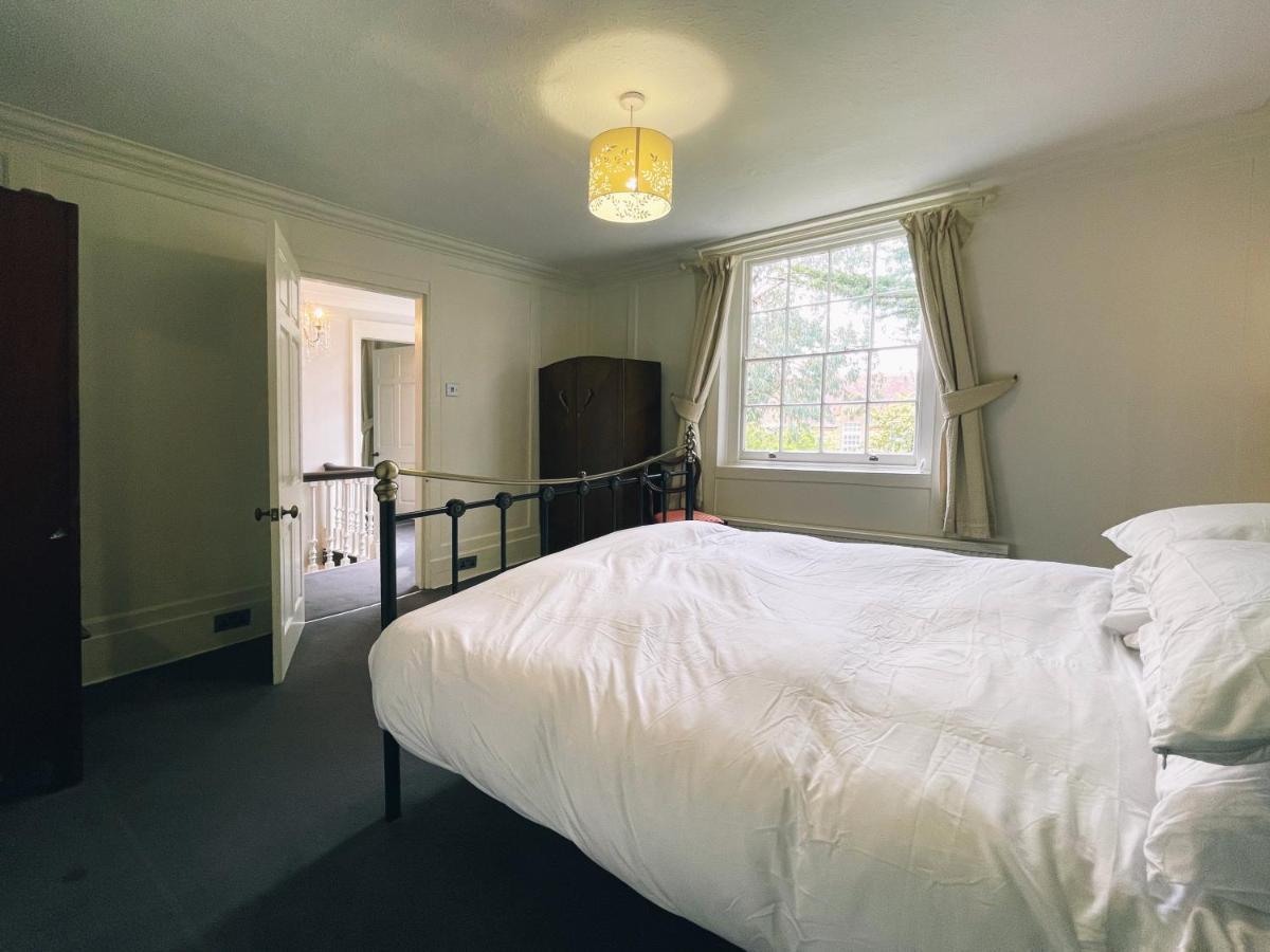 Manor House Of Cheshunt- Historic Villa エクステリア 写真