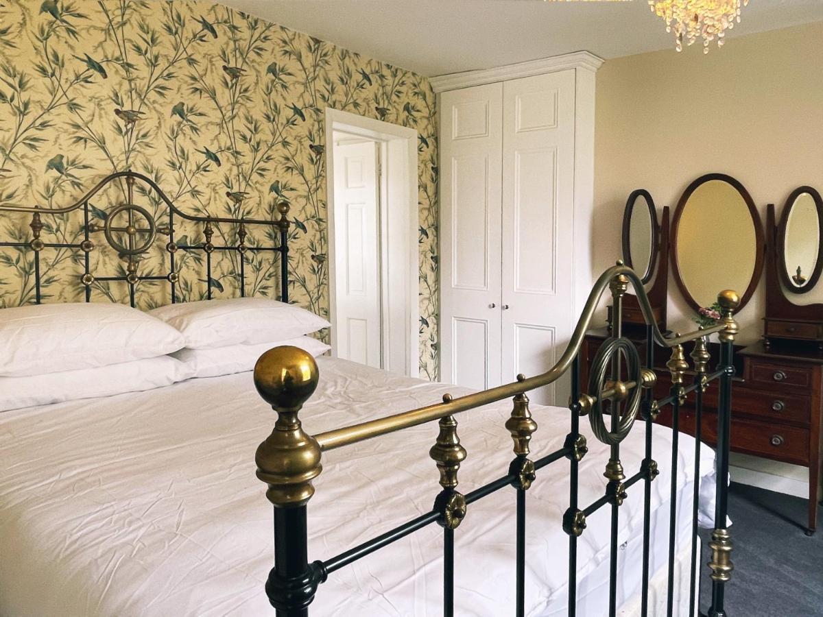 Manor House Of Cheshunt- Historic Villa エクステリア 写真