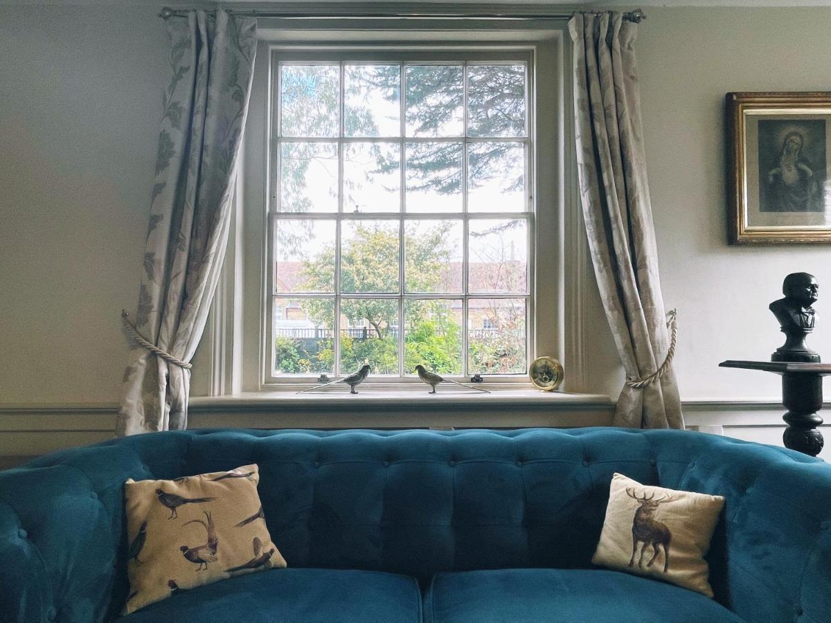 Manor House Of Cheshunt- Historic Villa エクステリア 写真