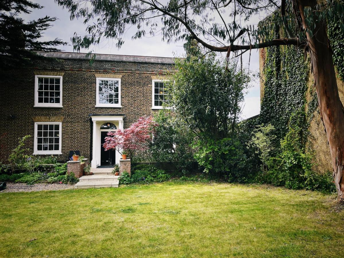 Manor House Of Cheshunt- Historic Villa エクステリア 写真